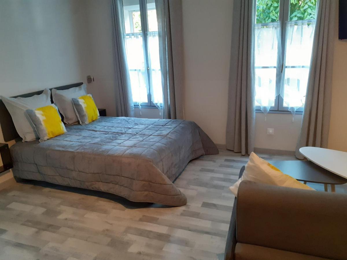 Les Appartements Du Saint Hubert Arcis-sur-Aube Buitenkant foto